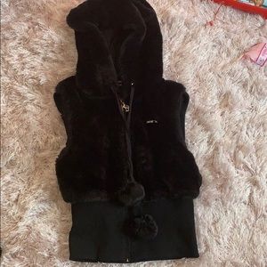 Bebe cropped sleeveless fur with hood